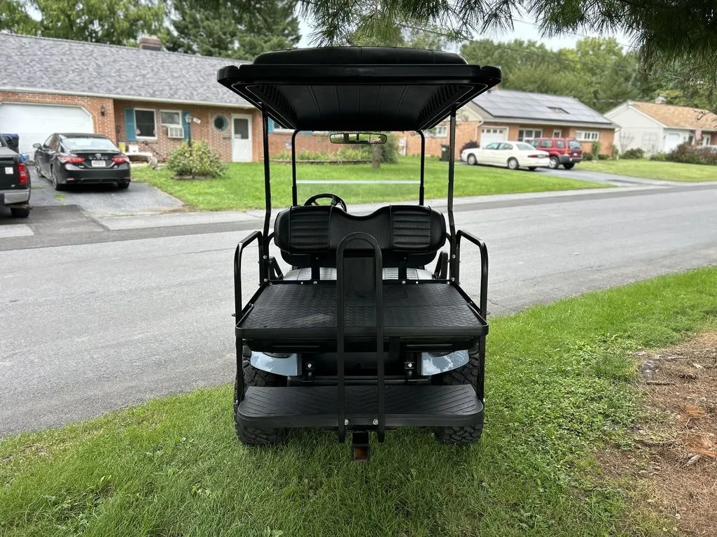 2017 E-Z-GO TXT photo 5