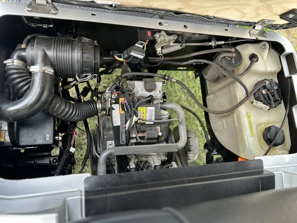 2019 E-Z-GO TXT photo 6