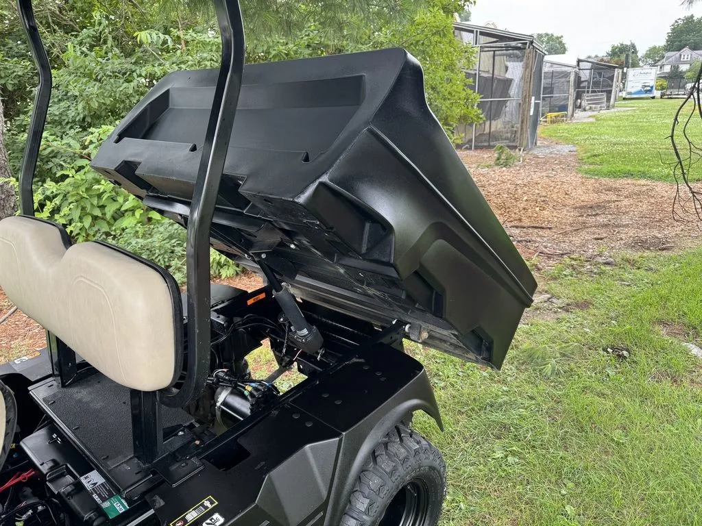 2024 Cushman Hauler PRO photo 15