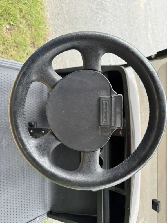 2021 E-Z-GO TXT photo 13