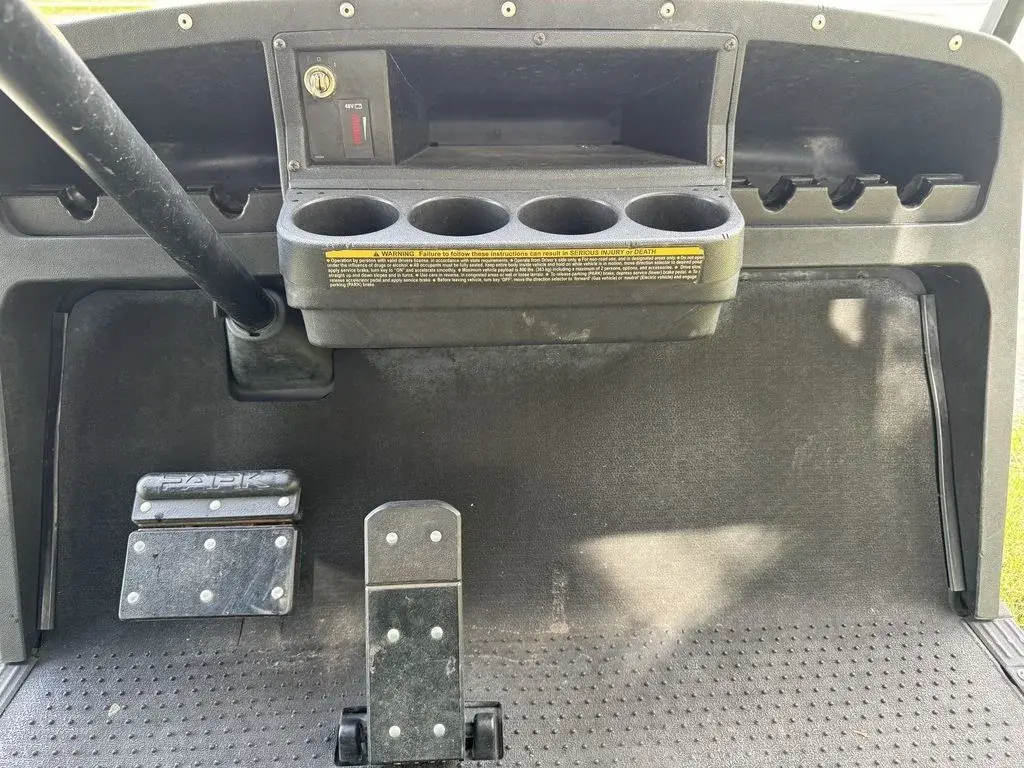 2014 E-Z-GO TXT photo 12