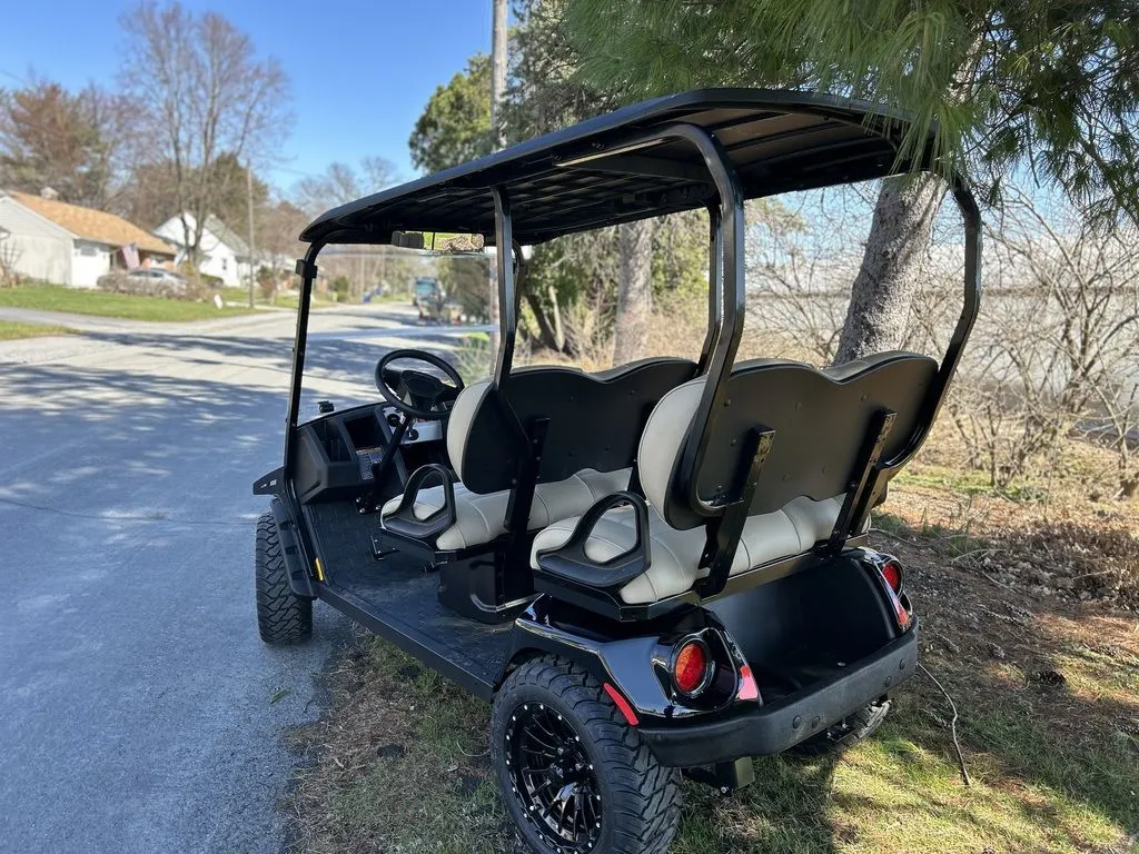 2026 E-Z-GO Liberty ELiTE Lithium photo 5