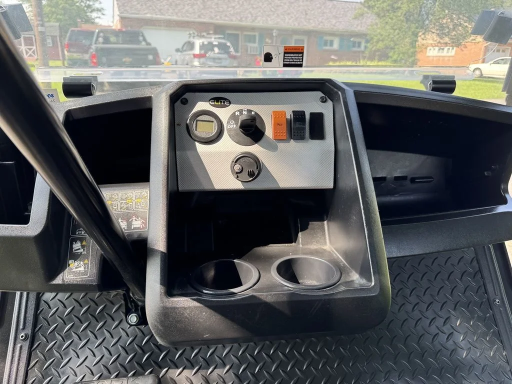 2023 Cushman Hauler PRO photo 13