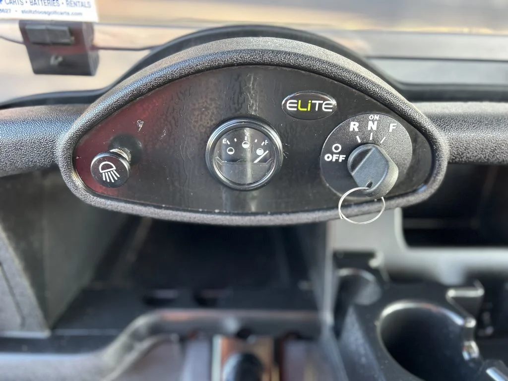 2021 E-Z-GO RXV ELiTE Lithium photo 7