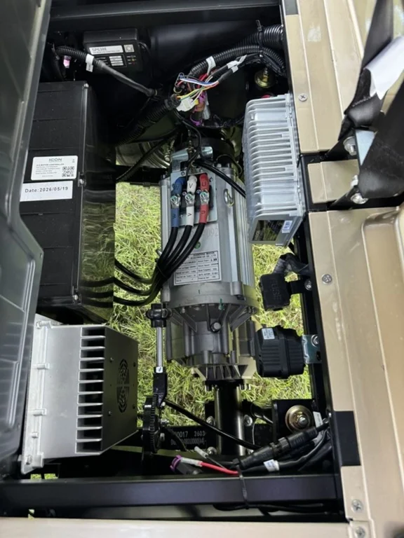 2026 Epic Carts E40FX photo 18