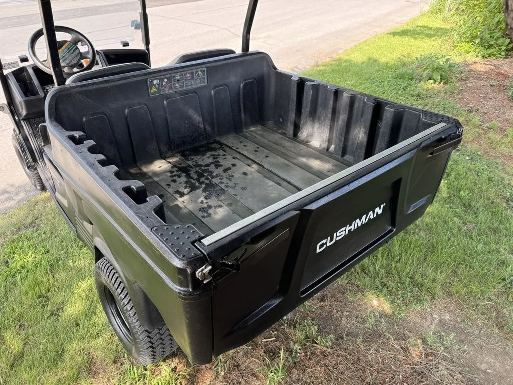 2023 Cushman Hauler PRO photo 7