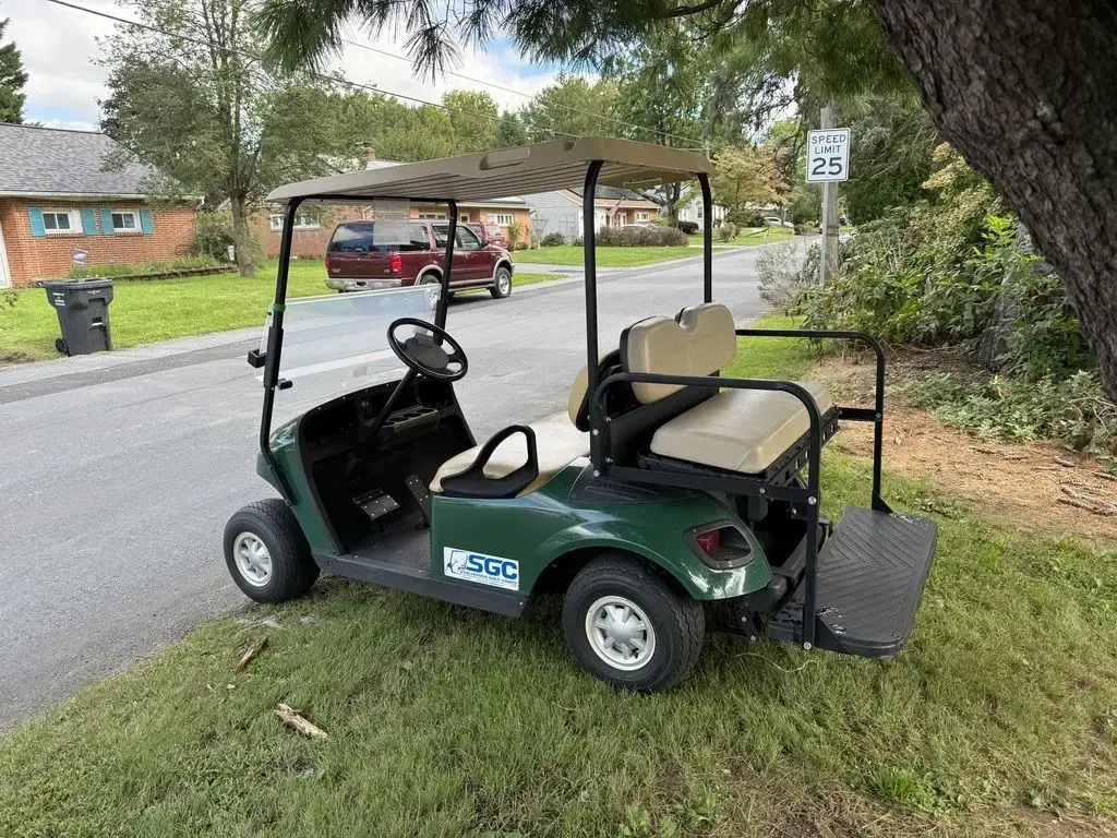 2014 E-Z-GO TXT photo 6