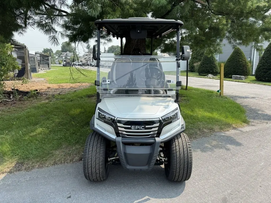 2026 Epic Carts E60FX photo 2