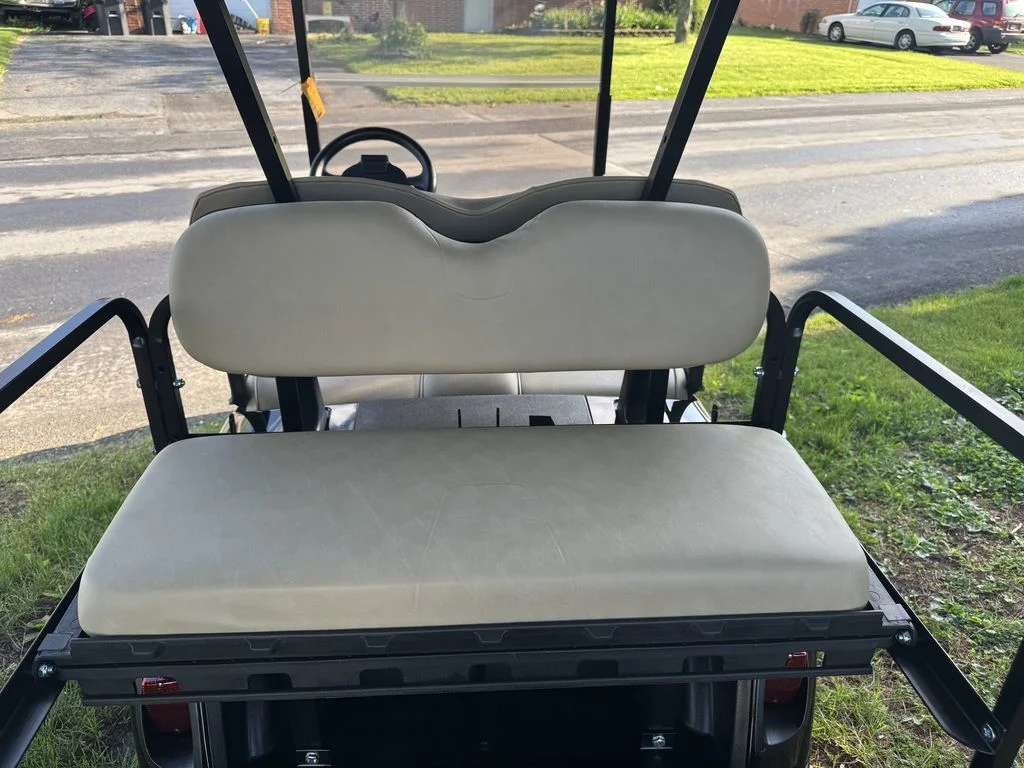 2022 E-Z-GO RXV ELiTE Lithium photo 9