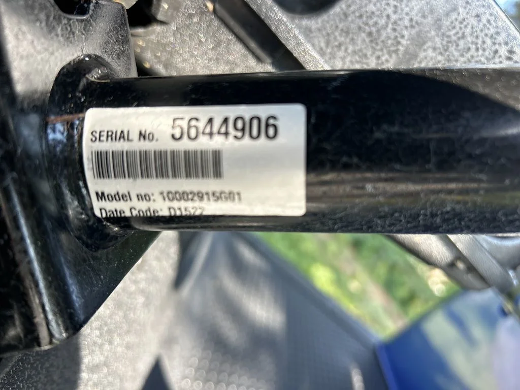 2022 E-Z-GO RXV ELiTE Lithium photo 11