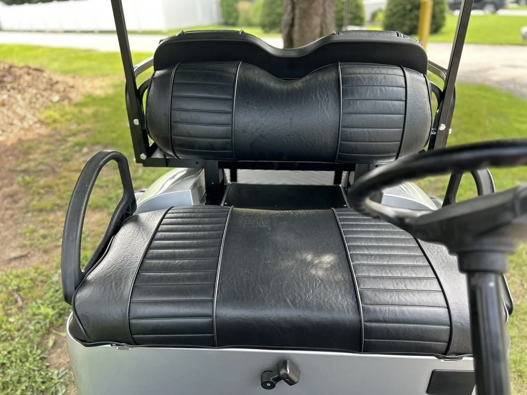 2019 E-Z-GO TXT photo 8
