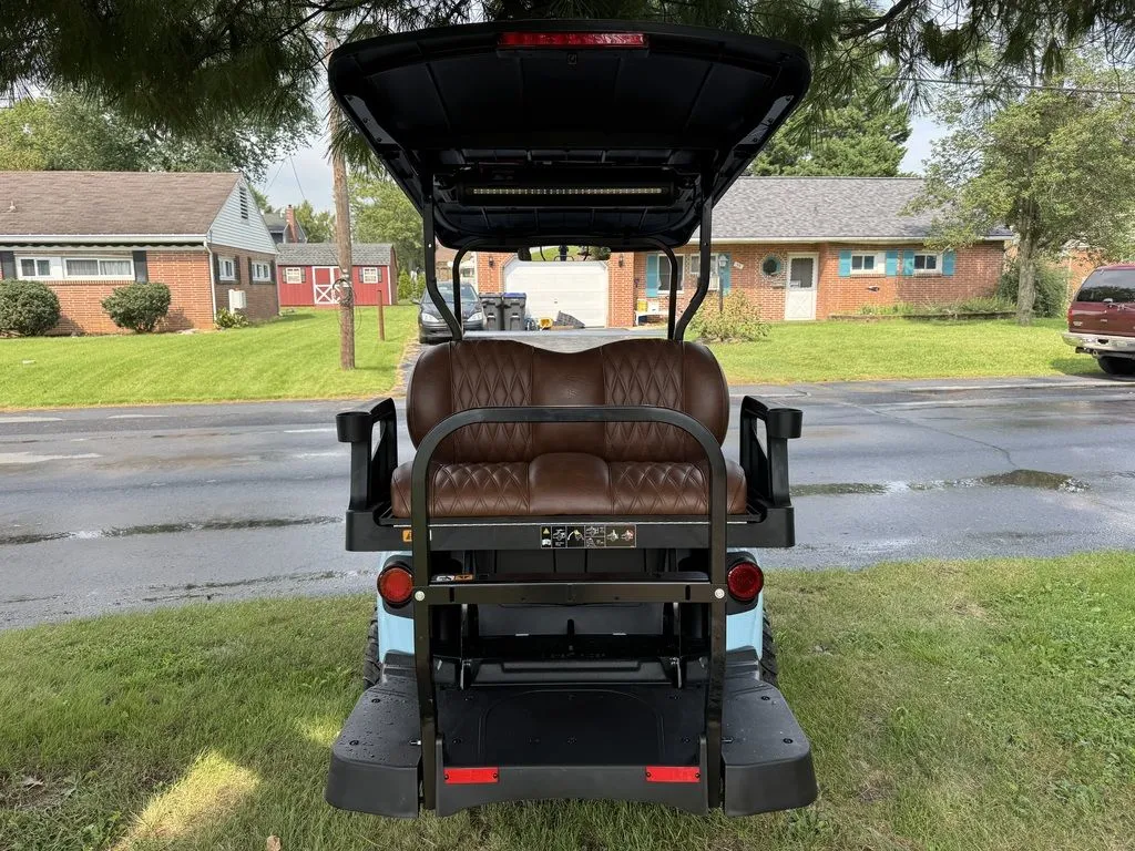 2027 E-Z-GO Liberty photo 7