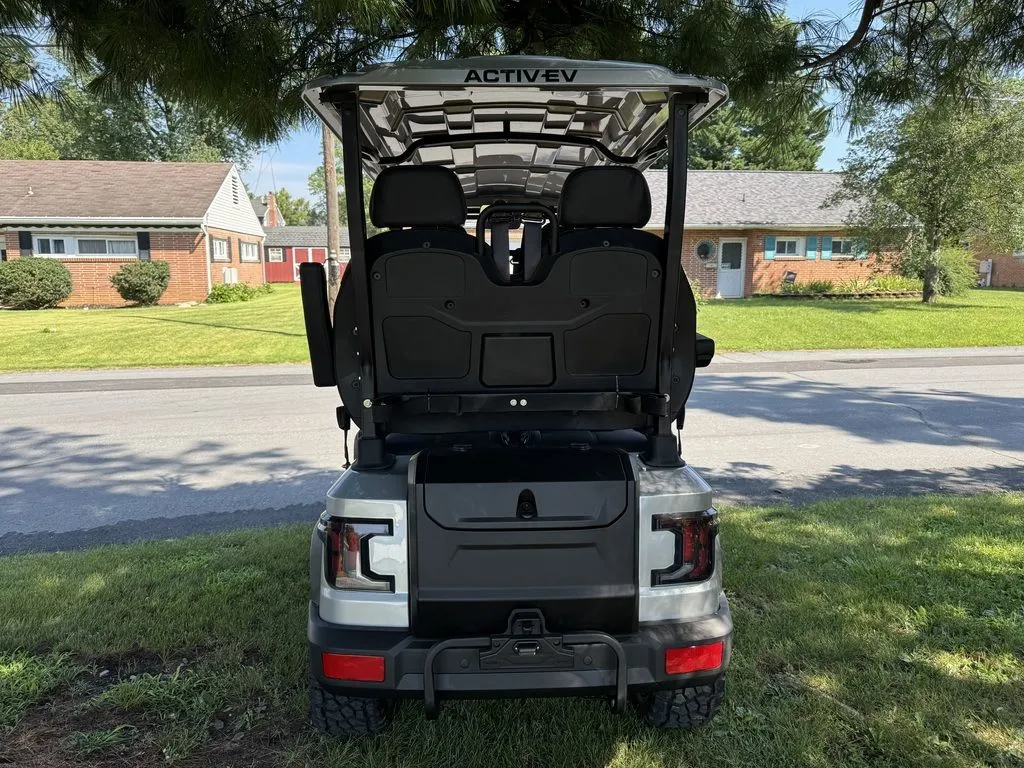 2026 Activev 4 Forward Lifted photo 7