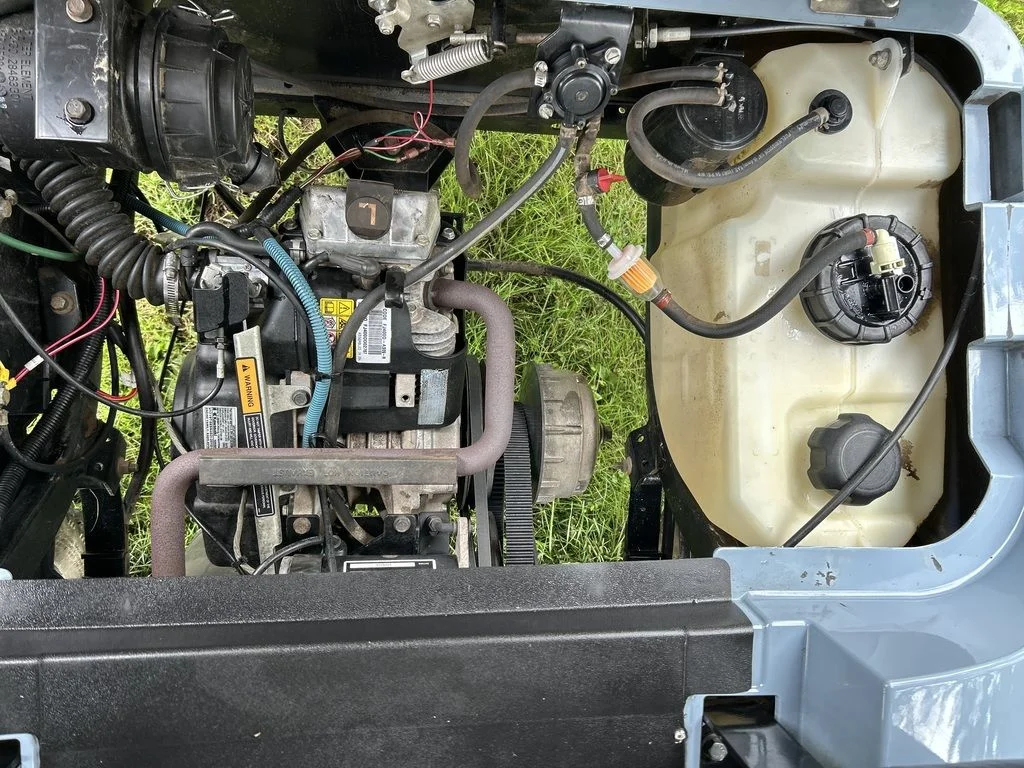2017 E-Z-GO TXT photo 9