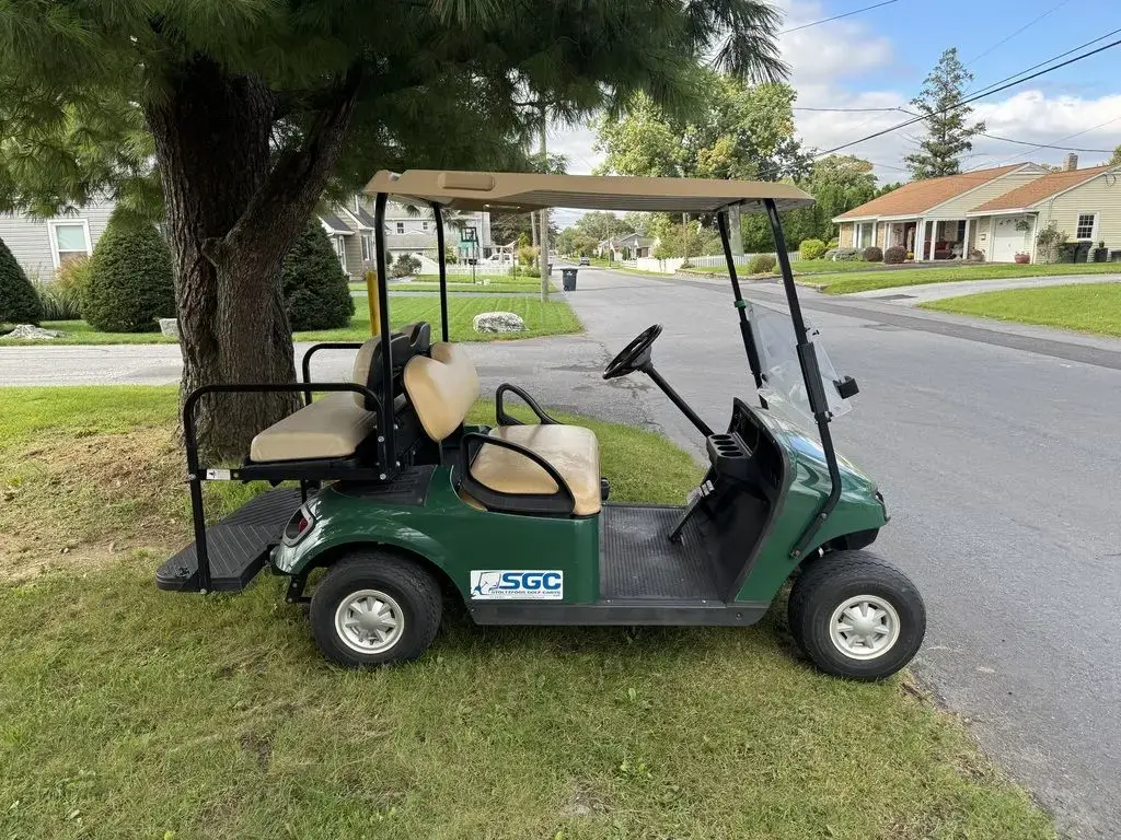 2014 E-Z-GO TXT photo 5