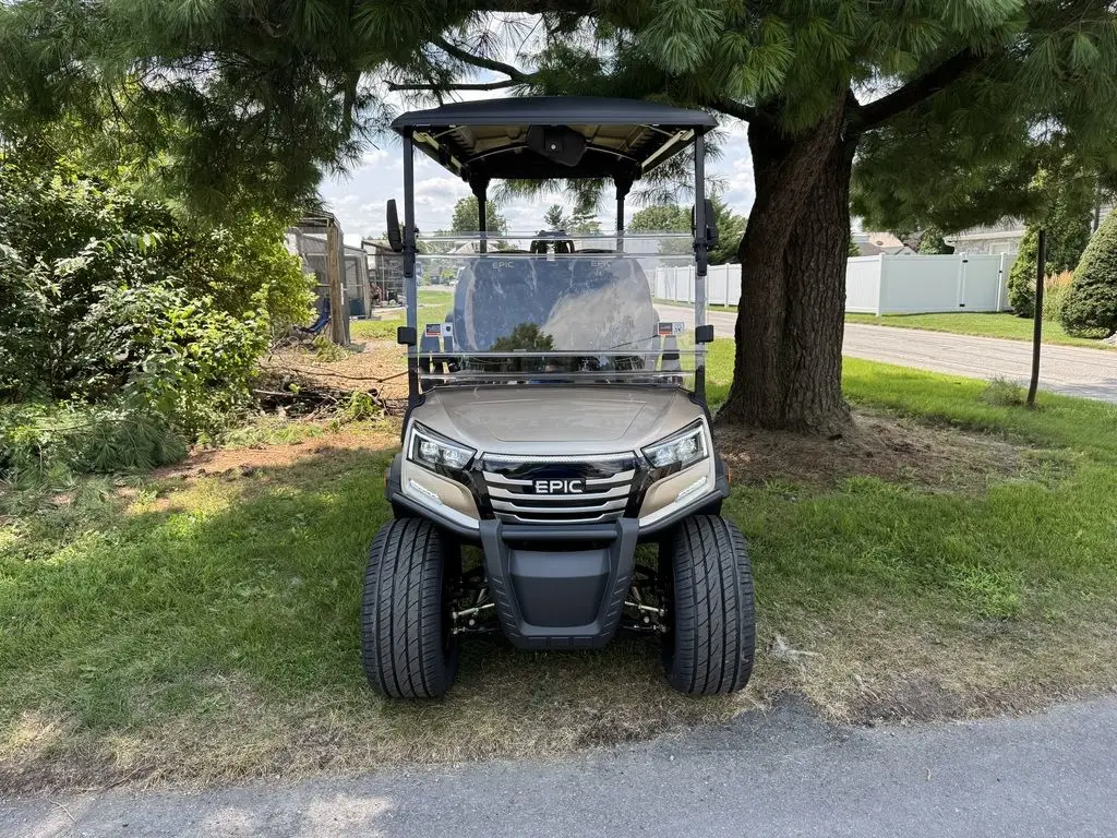 2026 Epic Carts E40FX photo 2