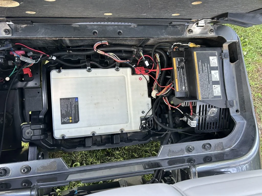 2022 E-Z-GO RXV ELiTE Lithium photo 9