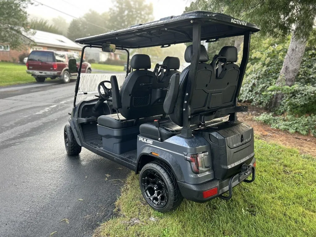 2026 Activev Pulse 4 Seater Forward-Facing photo 5
