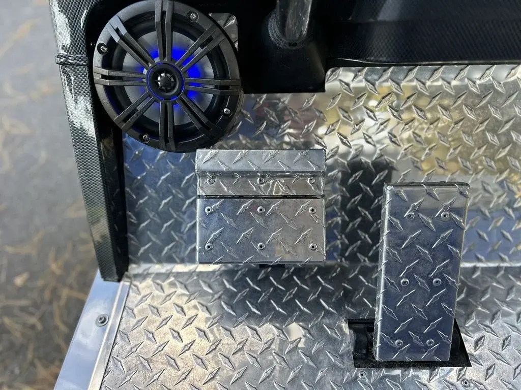 2010 E-Z-GO TXT photo 11