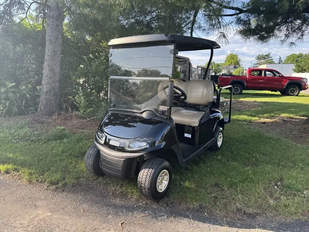 2022 E-Z-GO RXV ELiTE Lithium photo 1