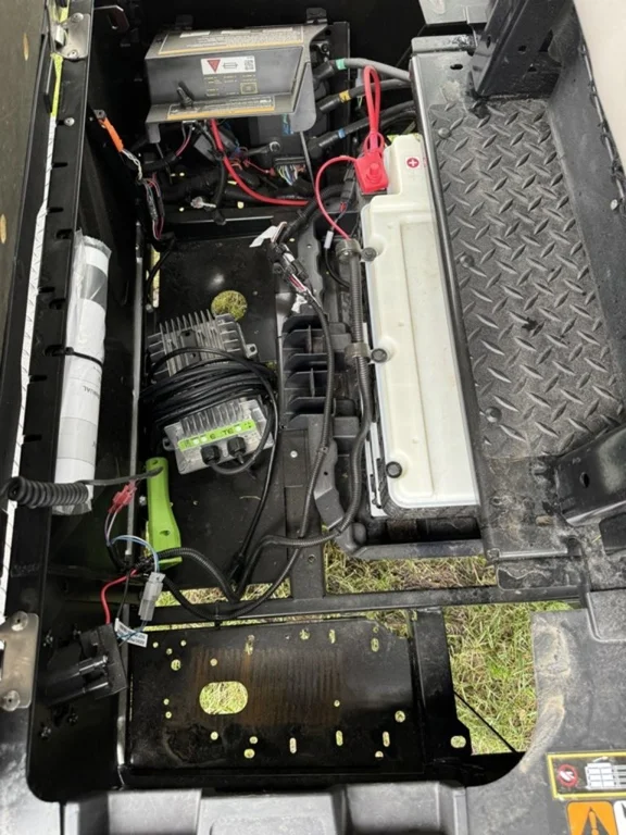 2025 Cushman Hauler PRO photo 14