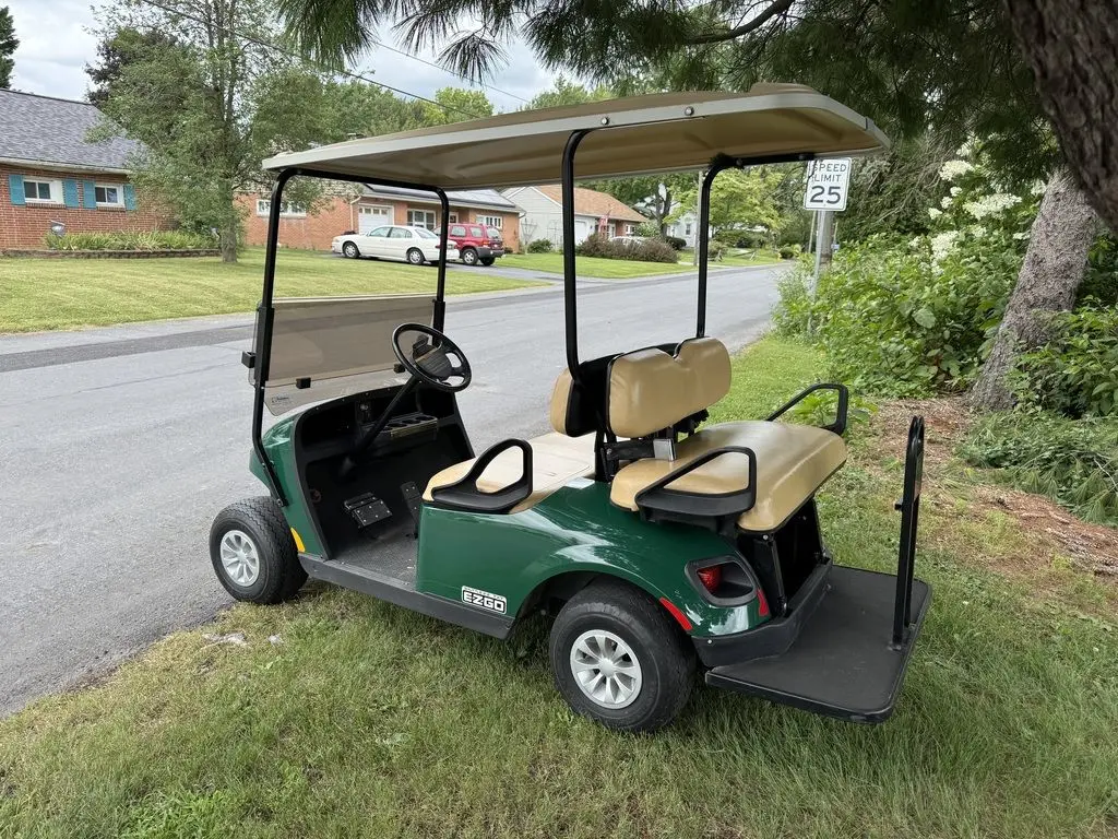 2018 E-Z-GO TXT photo 6