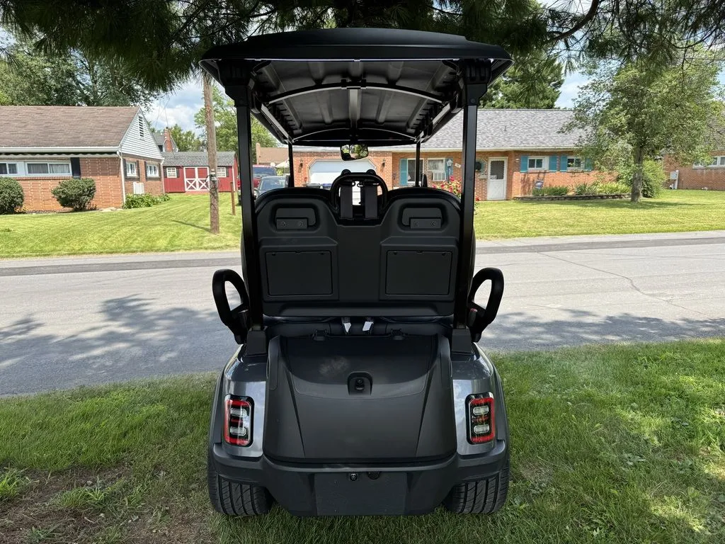 2026 Epic Carts E40FX photo 7