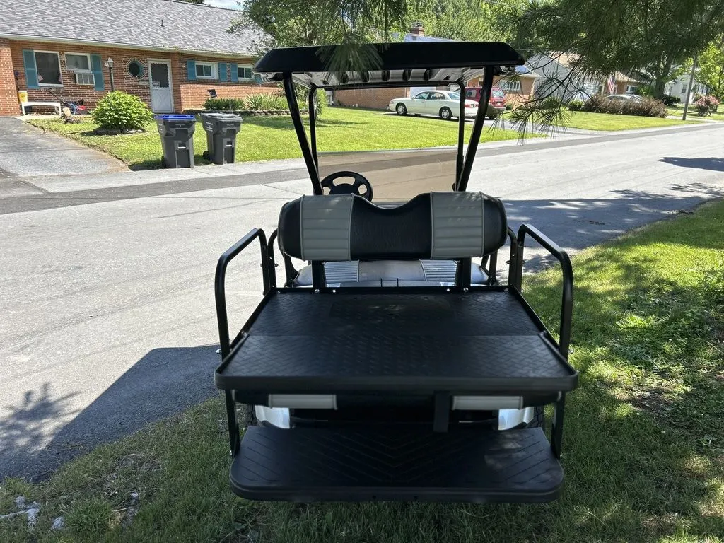 2022 E-Z-GO RXV ELiTE Lithium photo 5