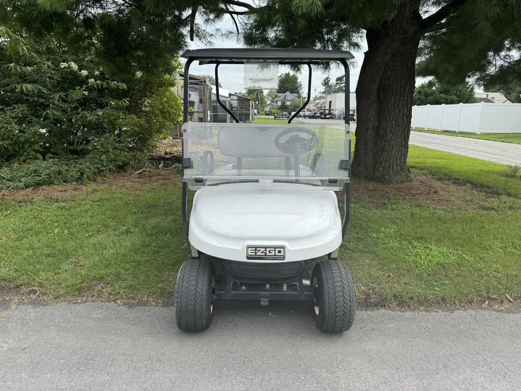 2020 E-Z-GO TXT photo 2