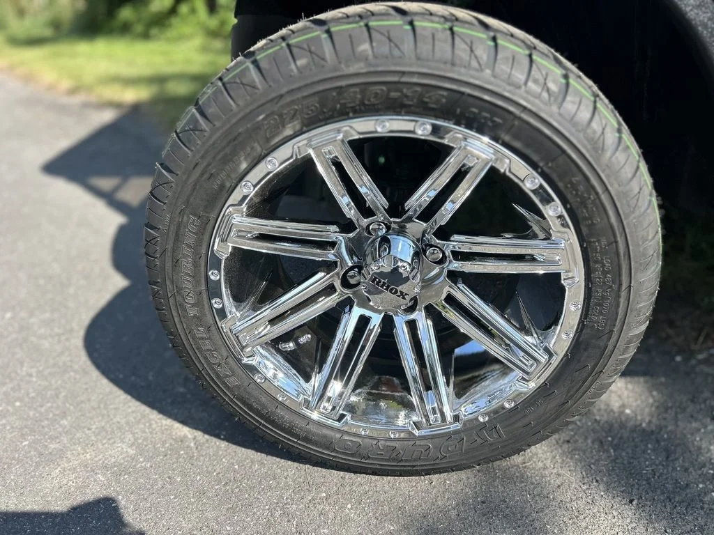 2022 E-Z-GO RXV ELiTE Lithium photo 9