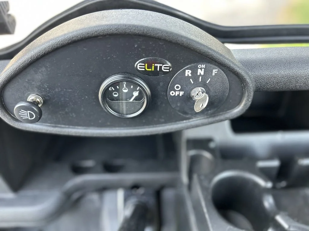 2022 E-Z-GO RXV ELiTE Lithium photo 7