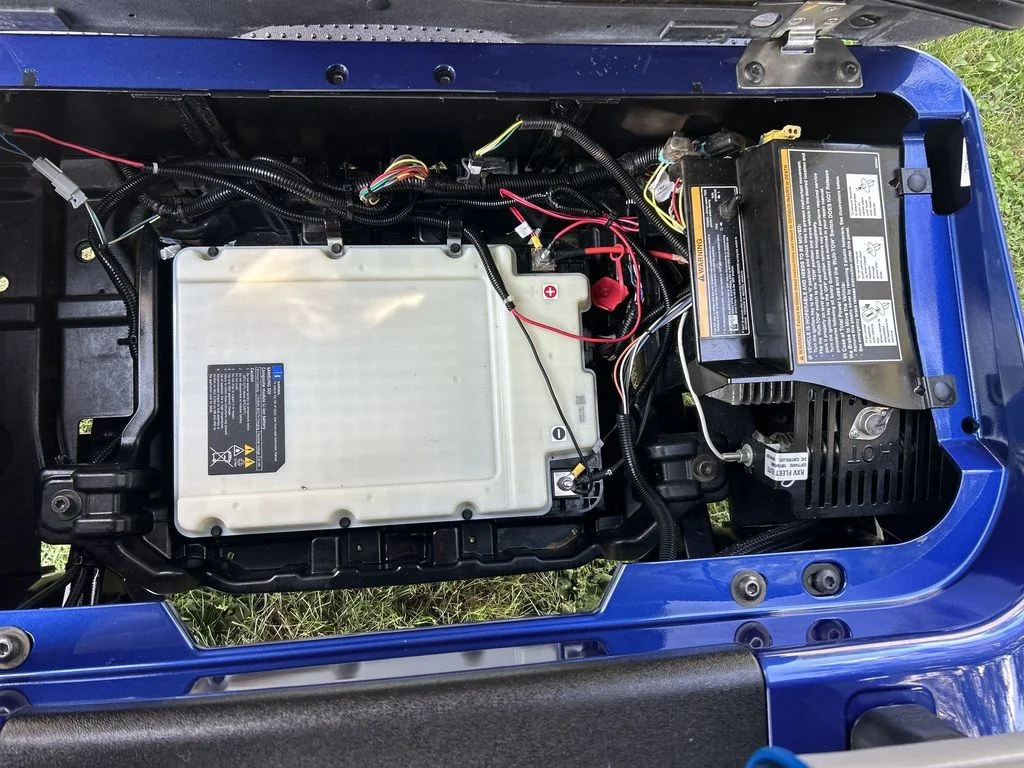 2022 E-Z-GO RXV ELiTE Lithium photo 10