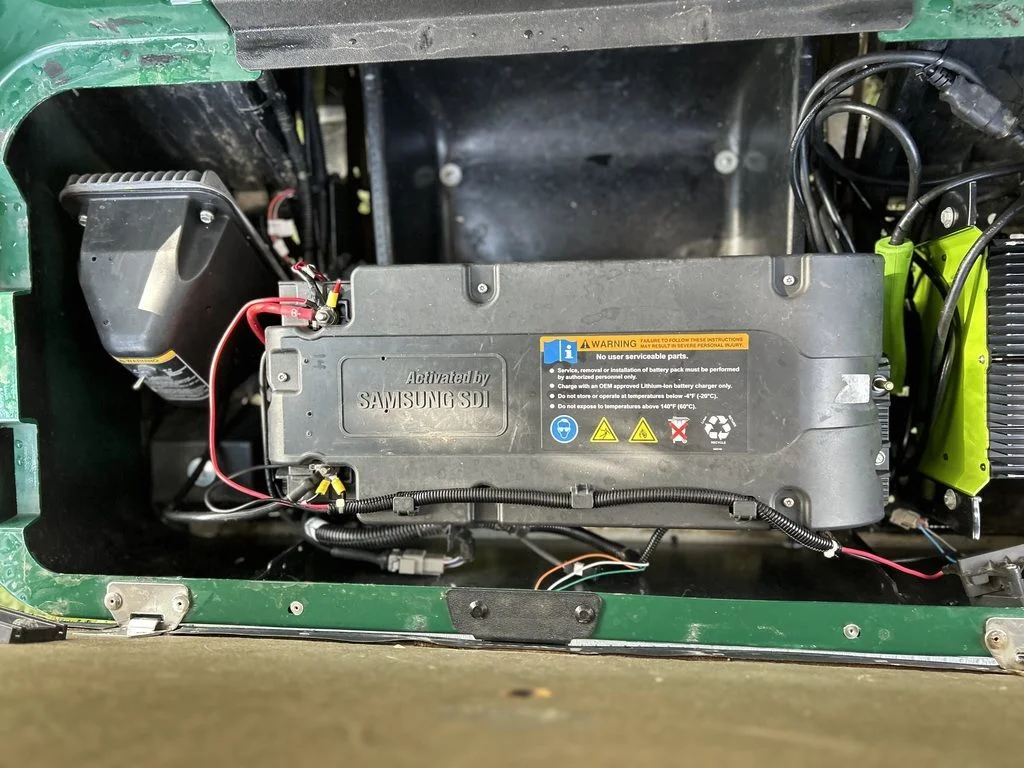 2019 E-Z-GO TXT photo 7