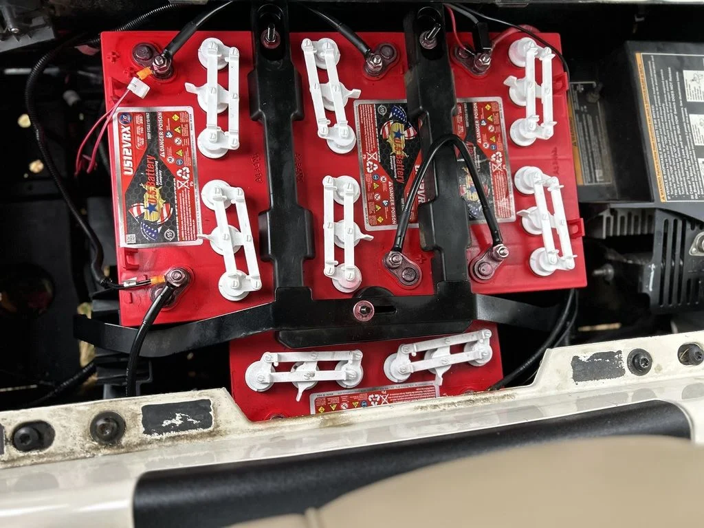 2019 E-Z-GO RXV photo 6
