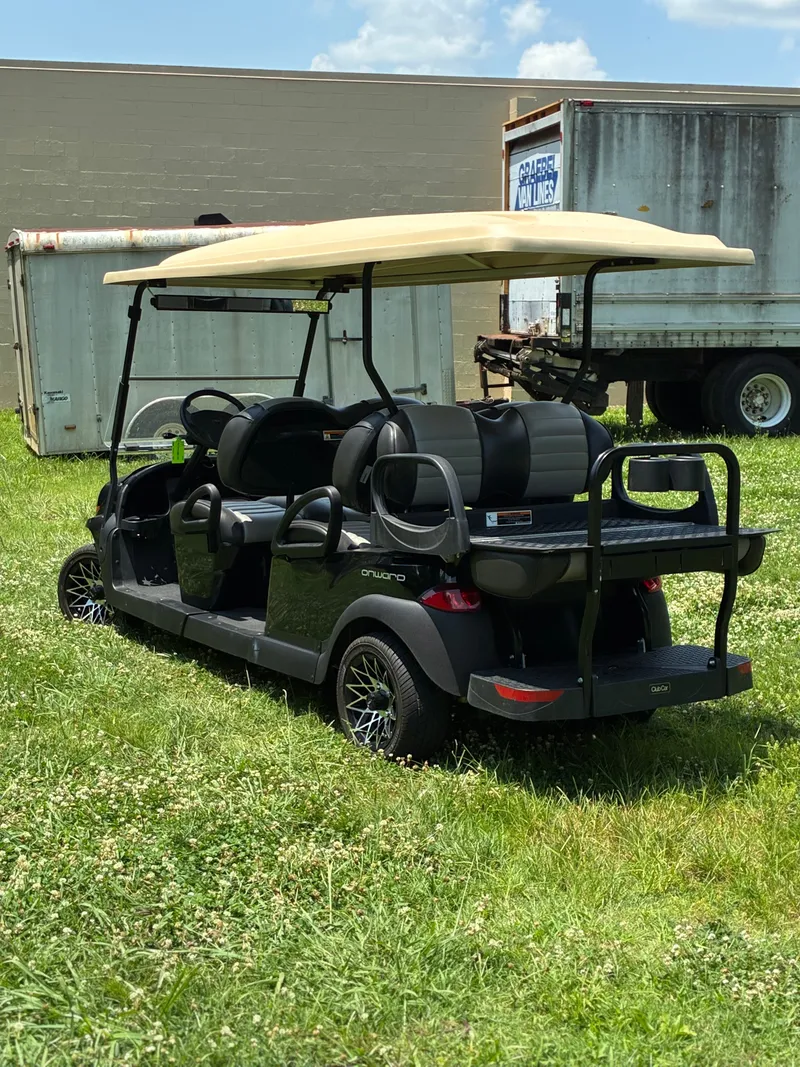 2022 Club Car Onward 6 Passenger photo 6