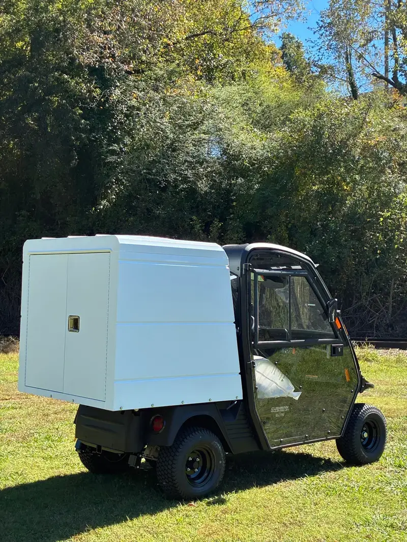 2027 Cushman Hauler PRO LSV photo 8