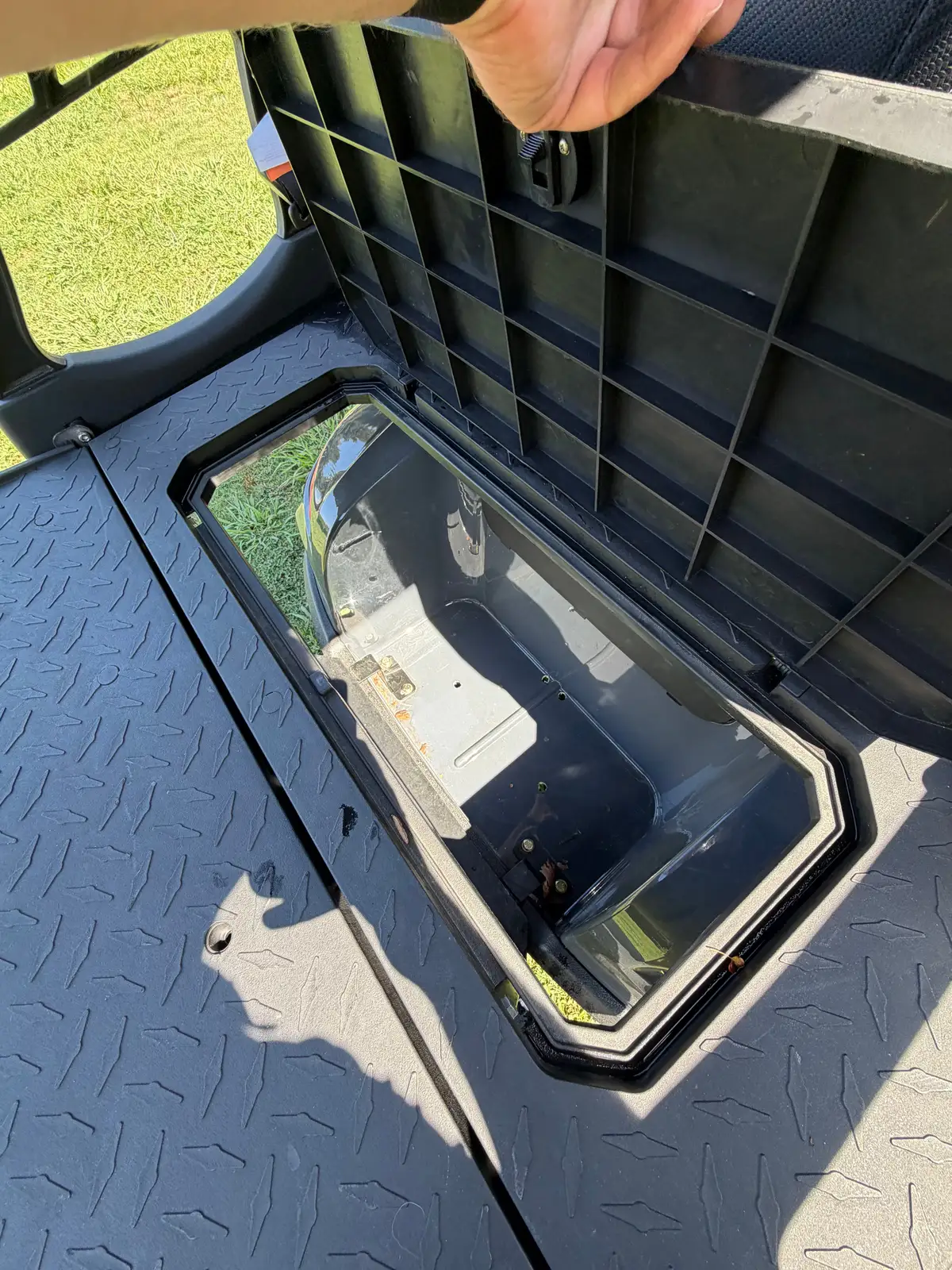 2023 Vivid EV EV photo 6