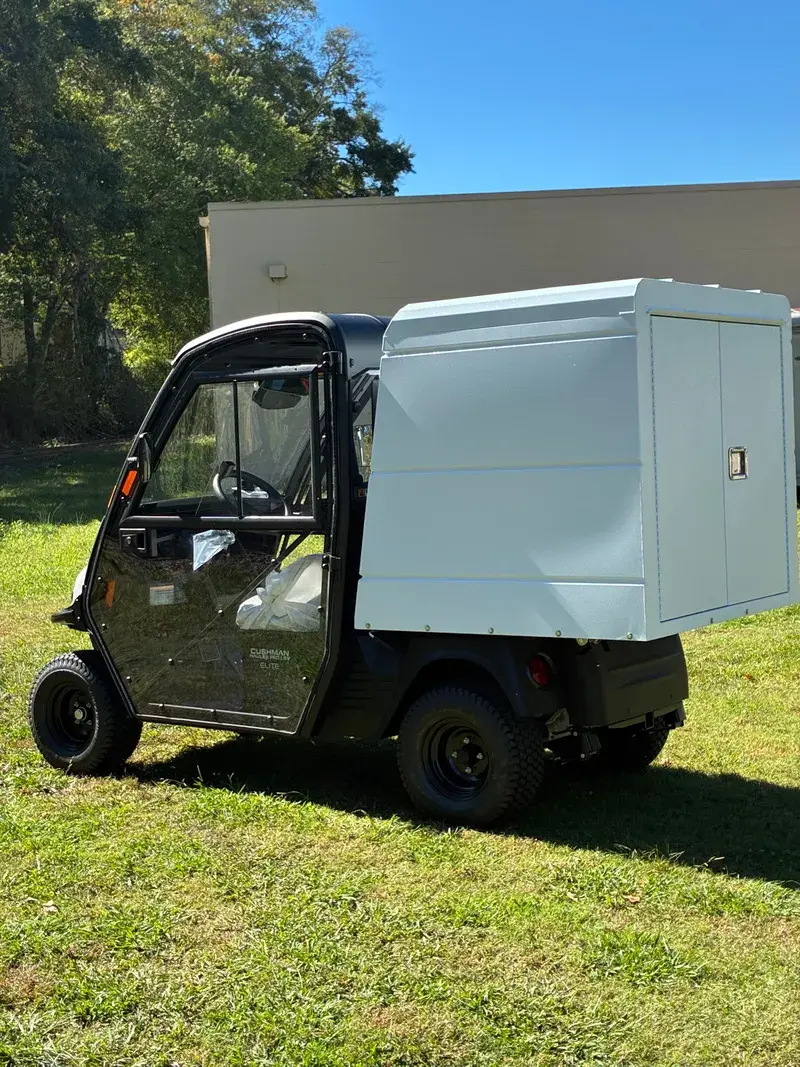 2027 Cushman Hauler PRO LSV photo 5