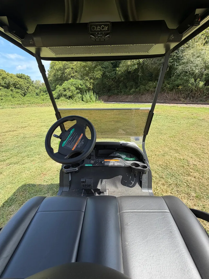 2027 Club Car Tempo photo 2