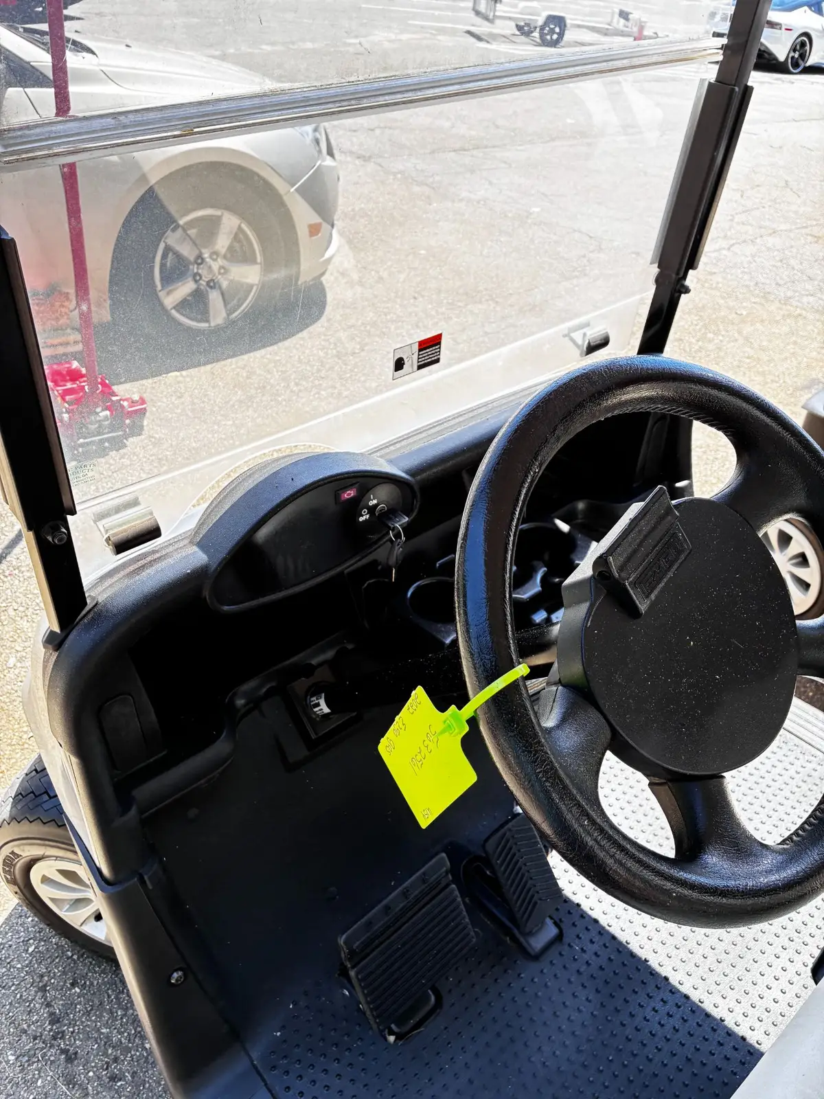 2022 E-Z-GO Gas photo 5