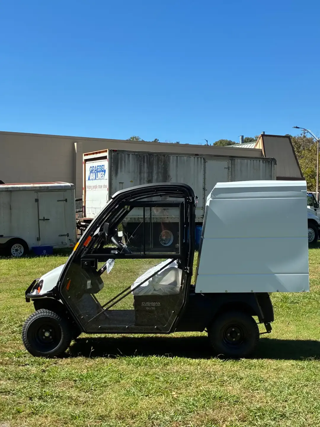 2027 Cushman Hauler PRO LSV photo 4