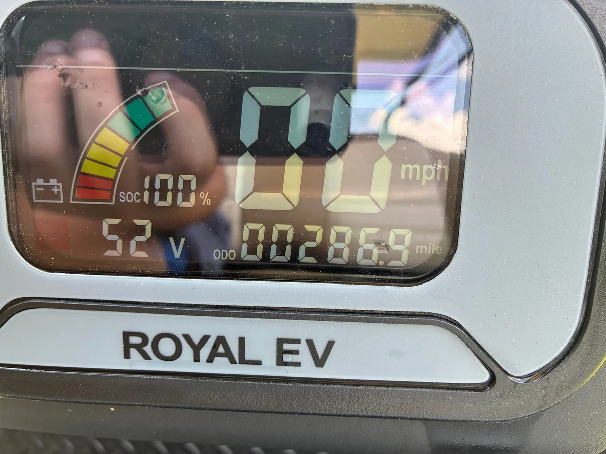 2021 ROYAL R4L photo 6