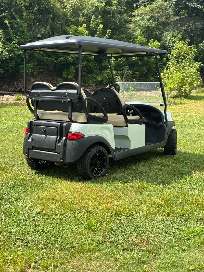 2026 Club Car Tempo photo 8