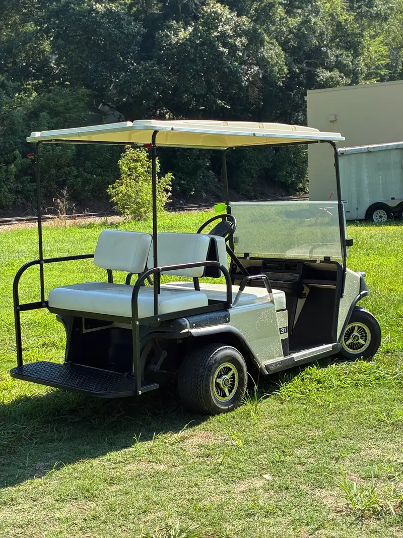 1993 E-Z-GO Marathon photo 5