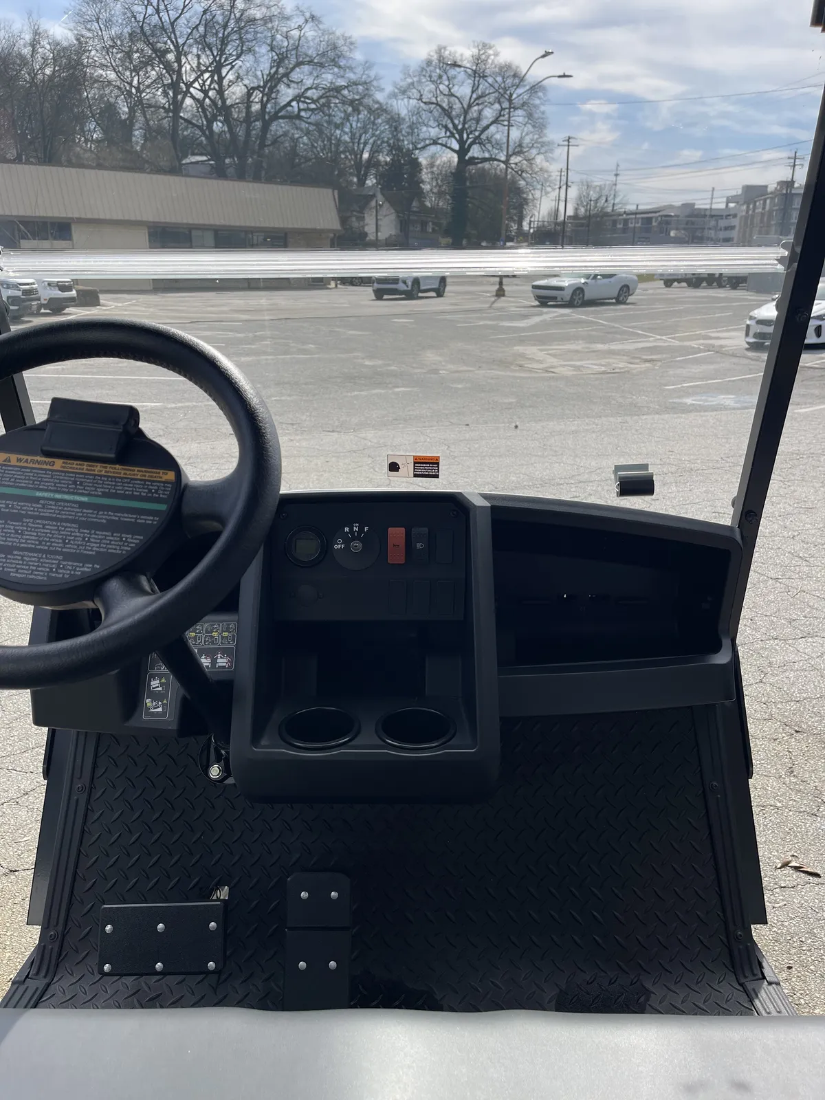 2025 Cushman Hauler photo 5
