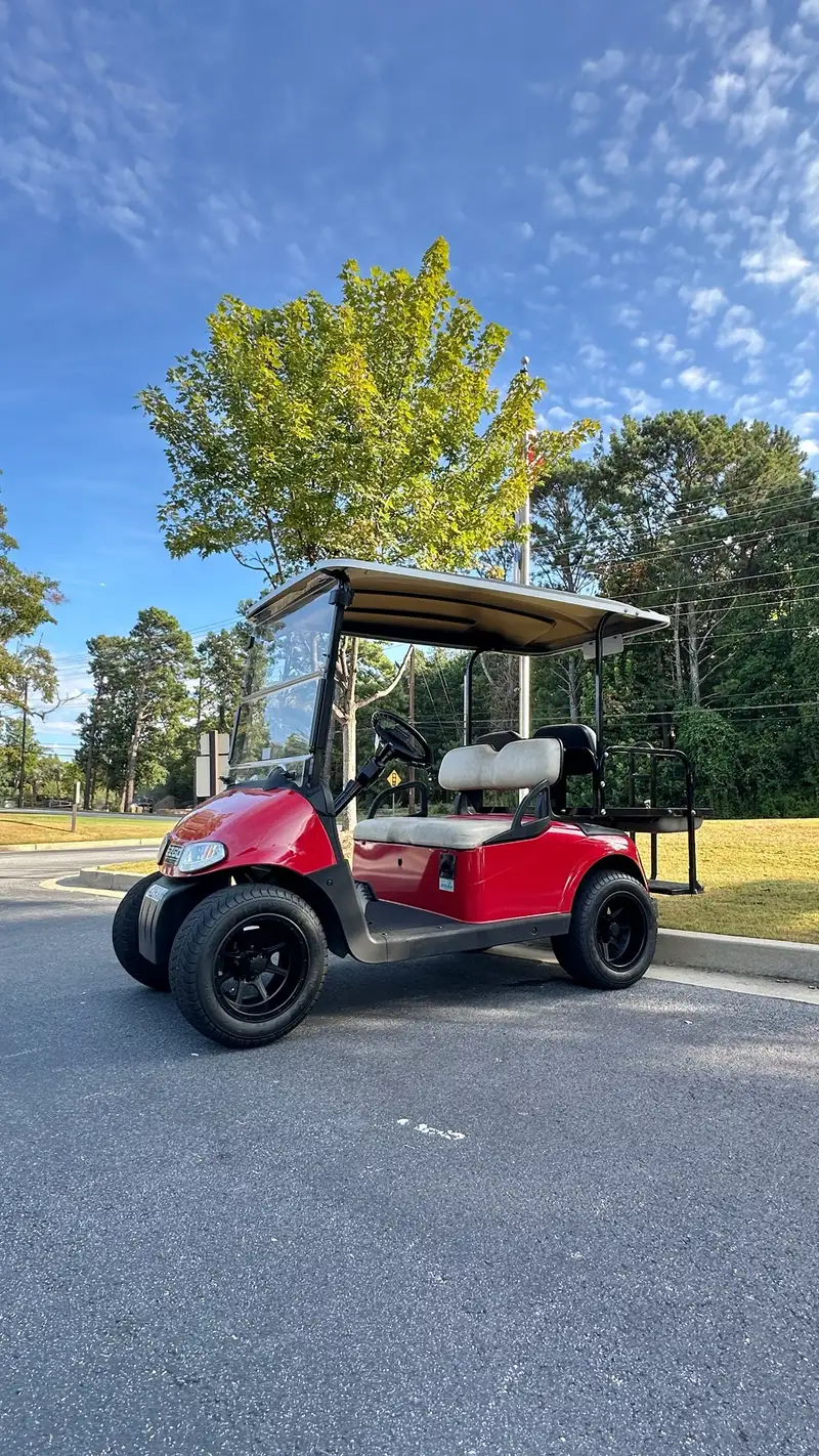 2012 E-Z-GO RXV photo 2