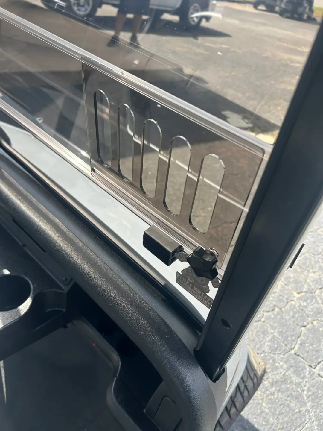 2018 E-Z-GO RXV ELiTE Lithium photo 6