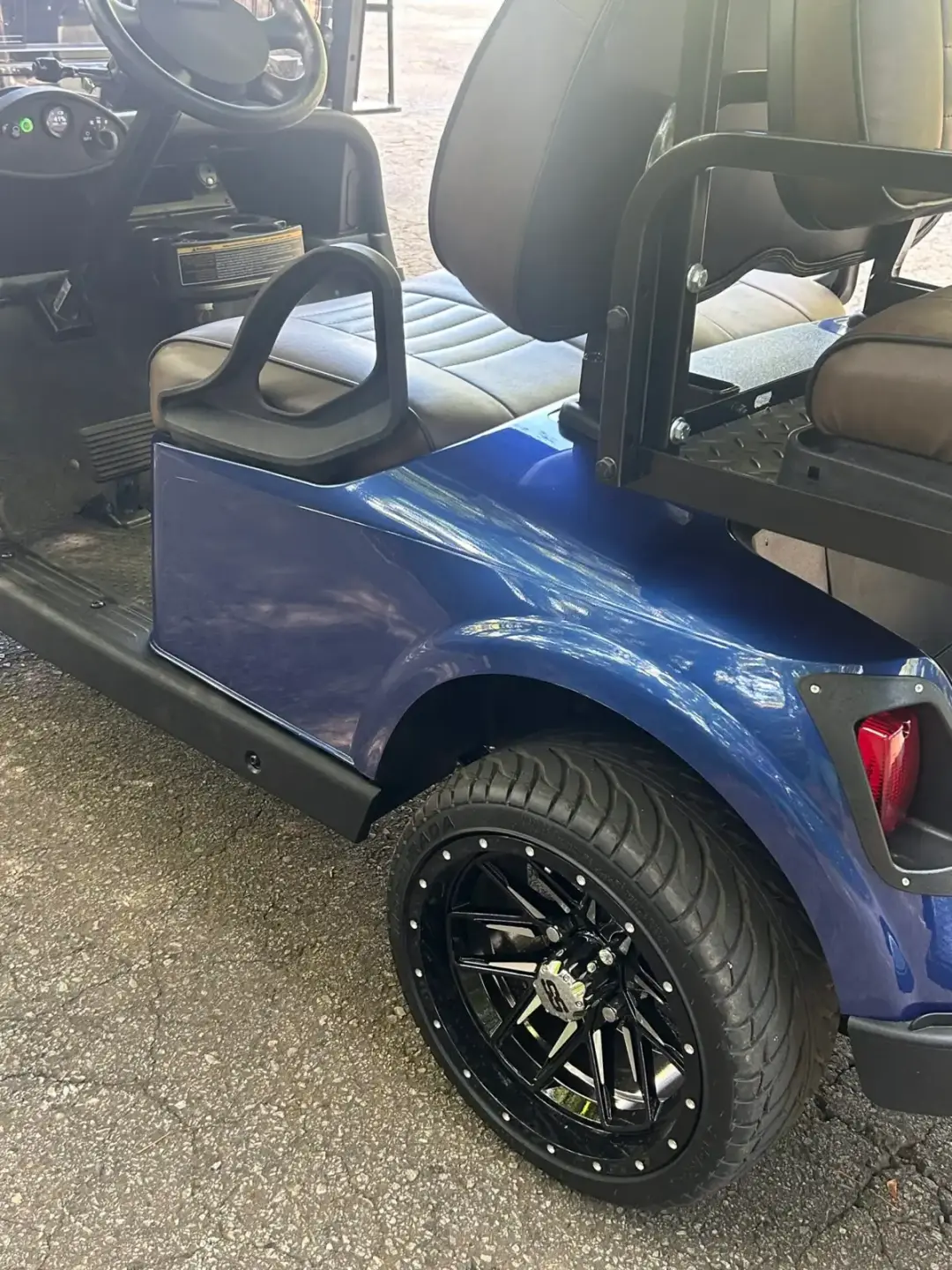 2018 E-Z-GO RXV ELiTE Lithium photo 6