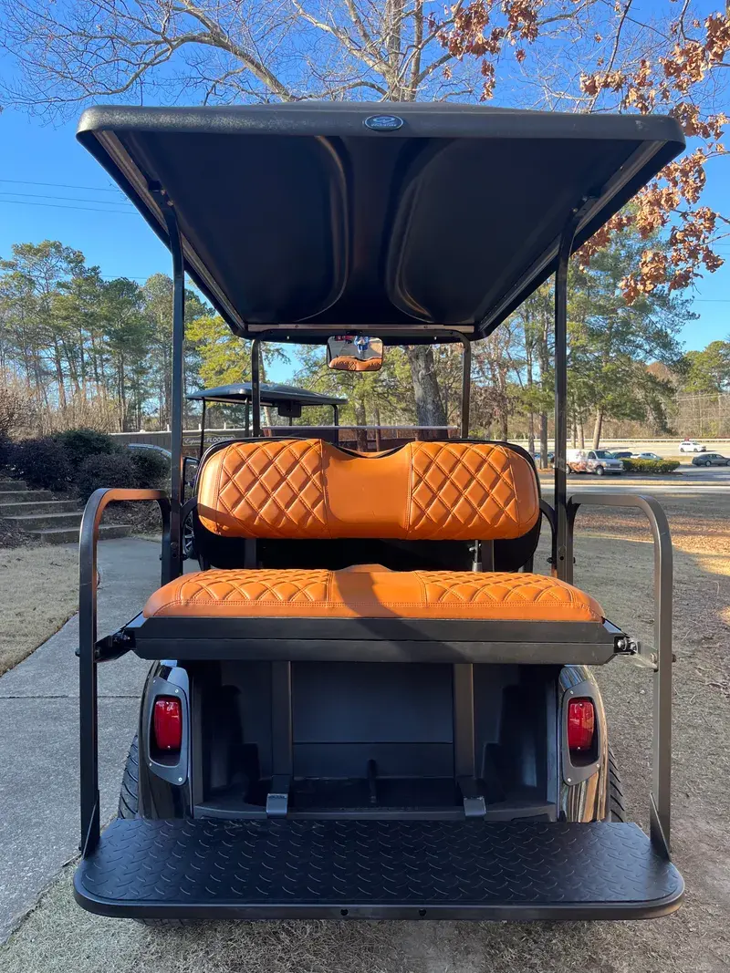 2026 E-Z-GO RXV ELiTE Lithium photo 5