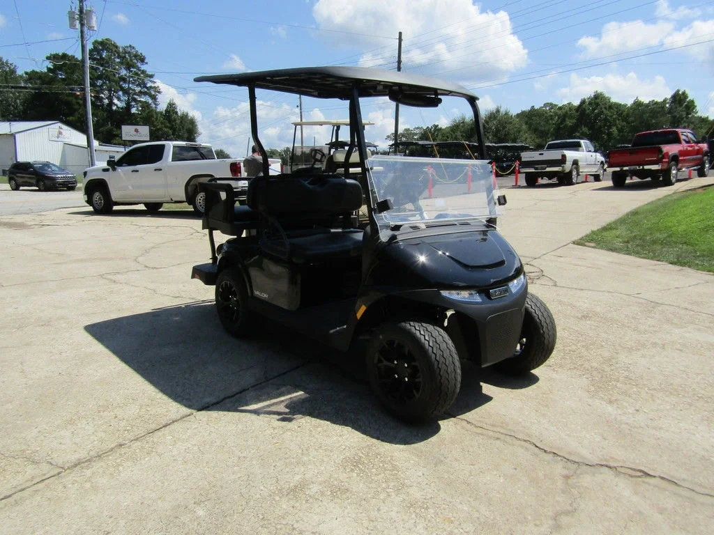 2027 E-Z-GO RXV 4 Valor S 13.5 Gas Black photo 6